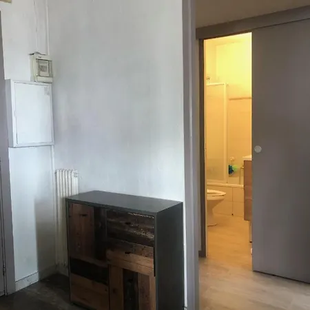 Carnot One Bedroom Apartment