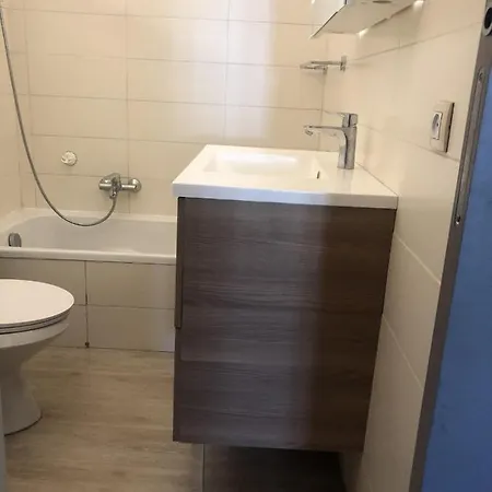 Carnot One Bedroom * Λε Κανέ